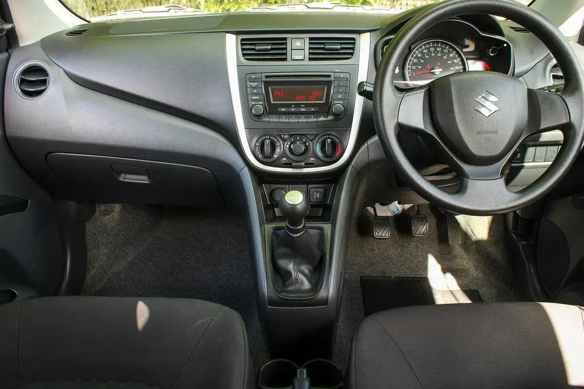 Used Suzuki Celerio 68 HP (50 kW) 2018 Red Hatchback
