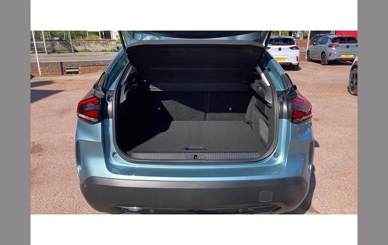 Used Citroën e-C4 Shine 100 kW (136 HP) 2021 Blue Hatchback