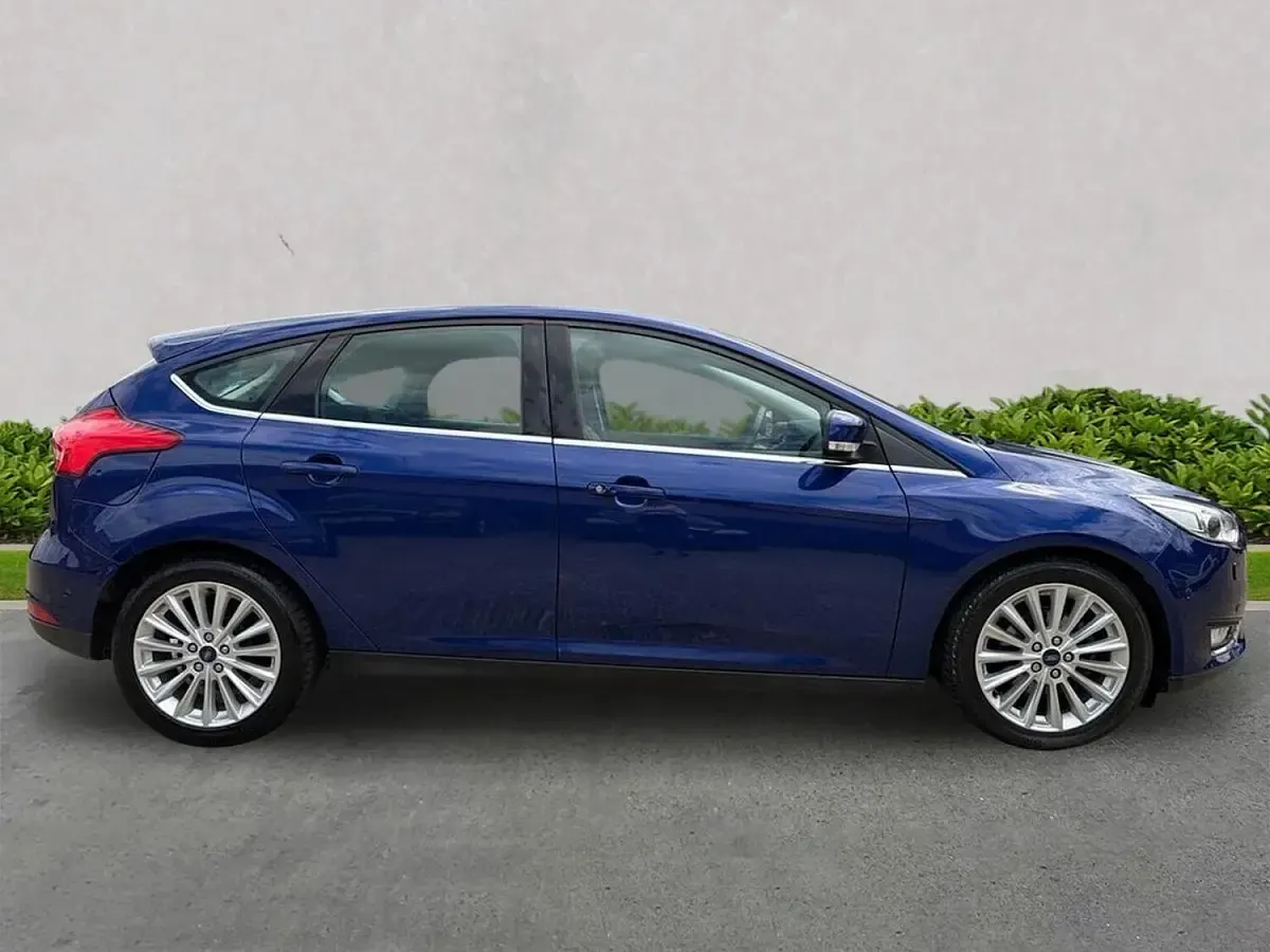 Used Ford Focus Titanium X 2015 Blue Hatchback