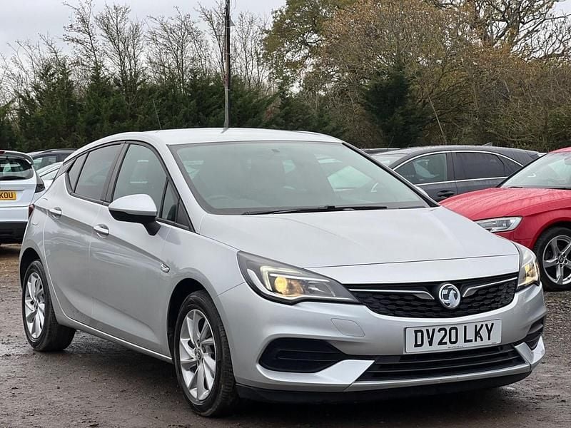 Used Vauxhall Astra Business Edition 105 HP (77 kW) 2020 Silver Hatchback