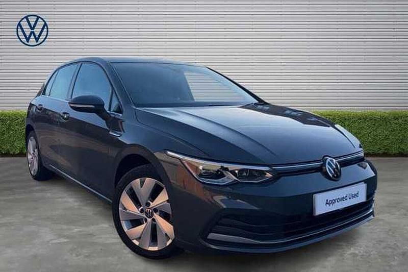 Used VW Golf VIII 130 HP (95 kW) 2021