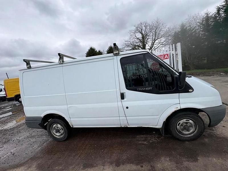Used Ford Transit 85 HP (62 kW) 2008 White Van