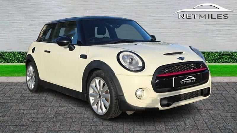 Used Mini Cooper S Hatch 2016 White Hatchback