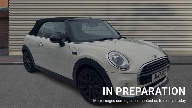 White Used 2017 Mini Cooper Hatchback | £8,490 (Good price) - Image 1/4