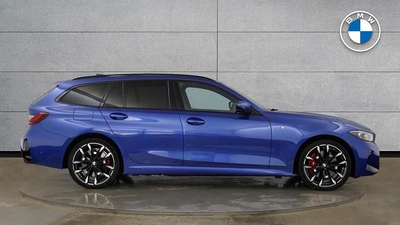 Used BMW 330e M Sport 288 HP (211 kW) 2025 Blue Estate