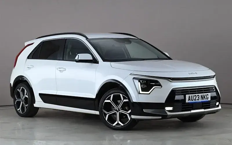 Gebraucht Kia Niro 141 PS (103 kW) 2023 SUV