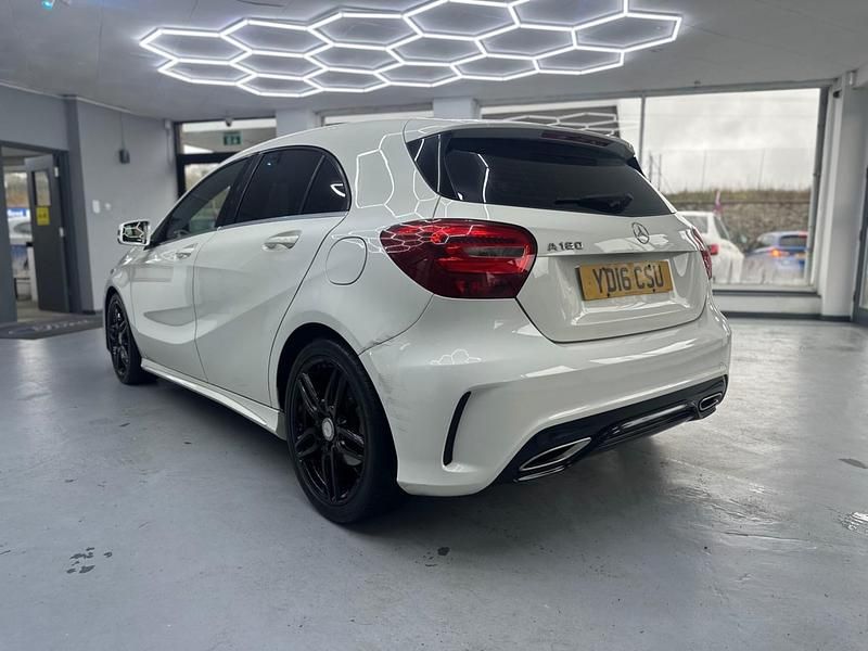 Used Mercedes A180 AMG line 2016 White Hatchback