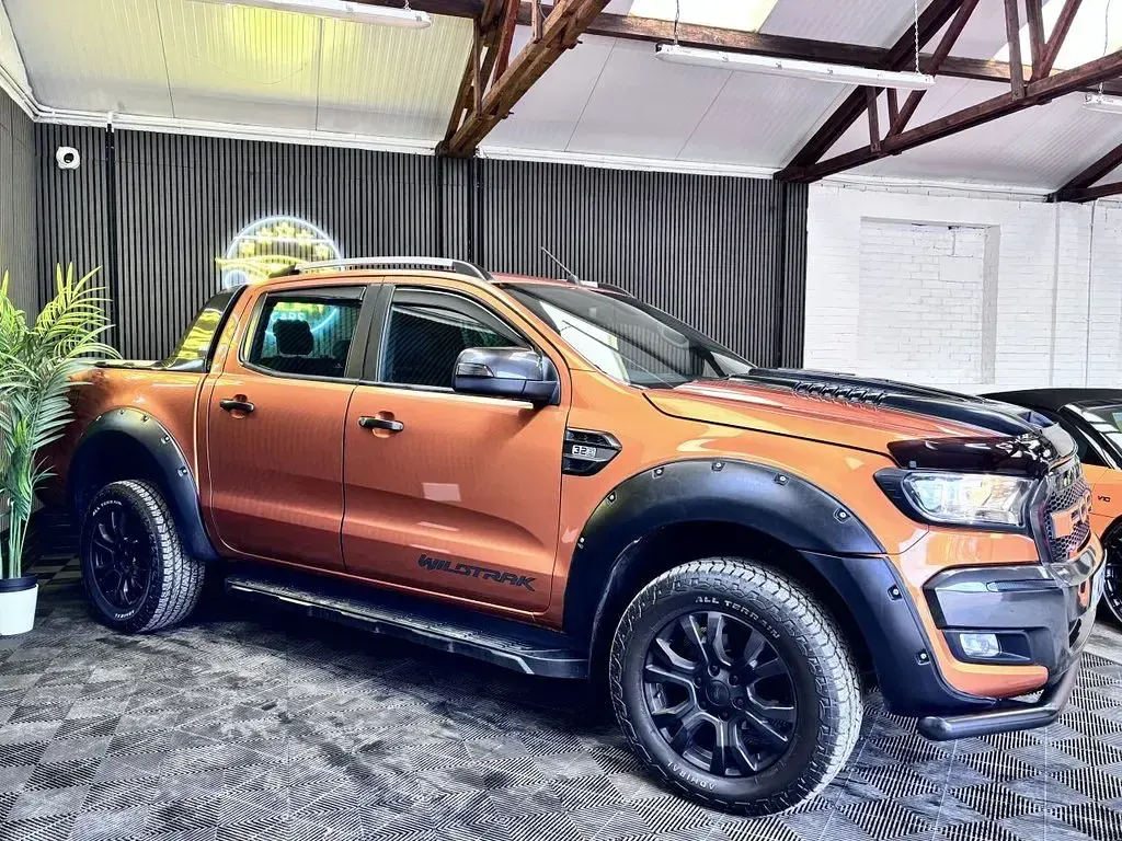 Used Ford Ranger Wildtrack 200 HP (147 kW) 2018 Orange Pickup