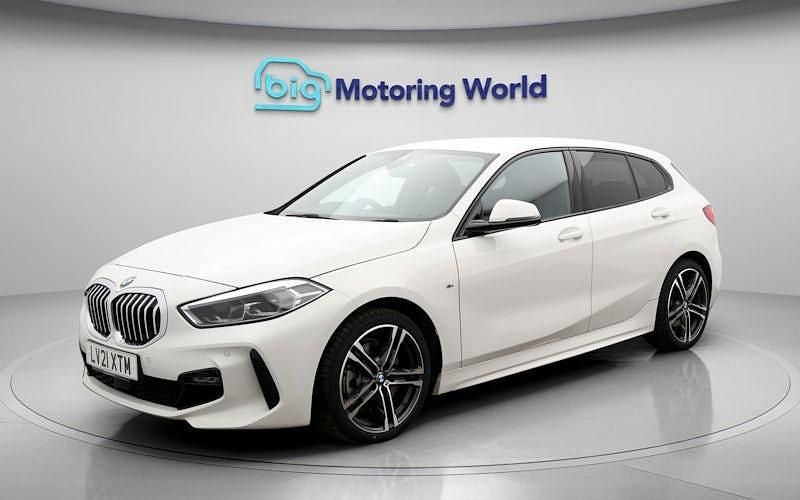 Used BMW 120 M Sport 190 HP (139 kW) 2021 White Hatchback
