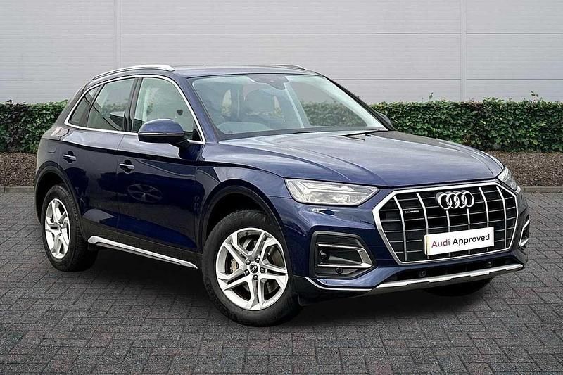 Blue Used 2021 Audi Q5 Sport SUV | £26,985 (Fair price) - Image 1/4