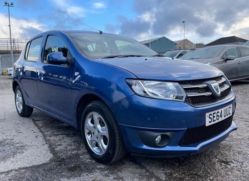 Used Dacia Sandero Lauréate 2015 Blue Hatchback