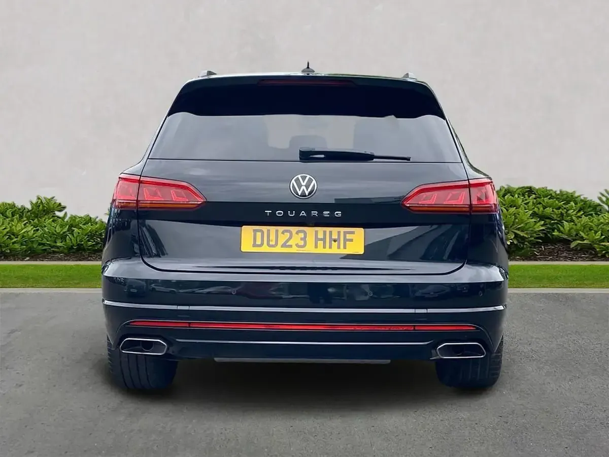 Used VW Touareg Black Edition 286 HP (210 kW) 2023 Black SUV