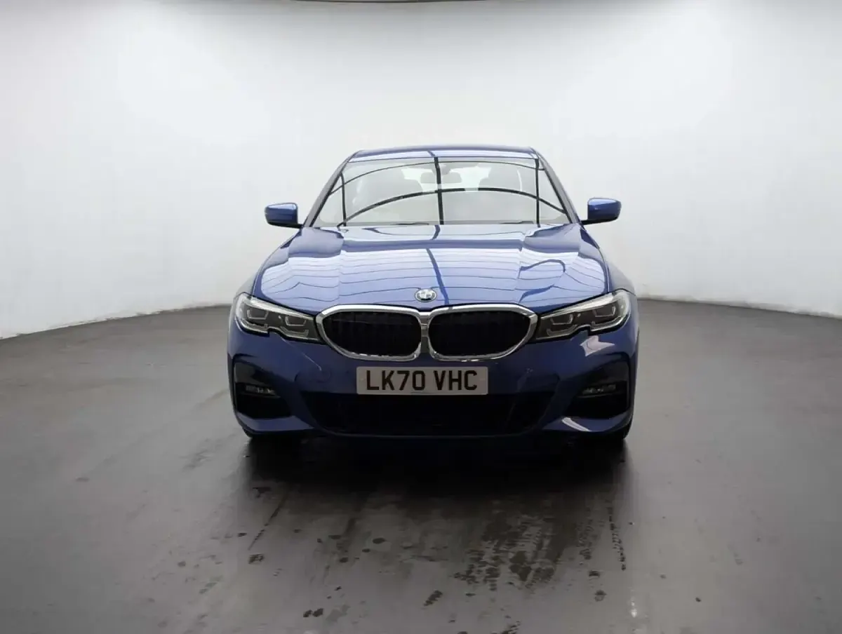 Begagnad BMW 330e M Sport 292 HK (214 kW) 2020 Blå Sedan