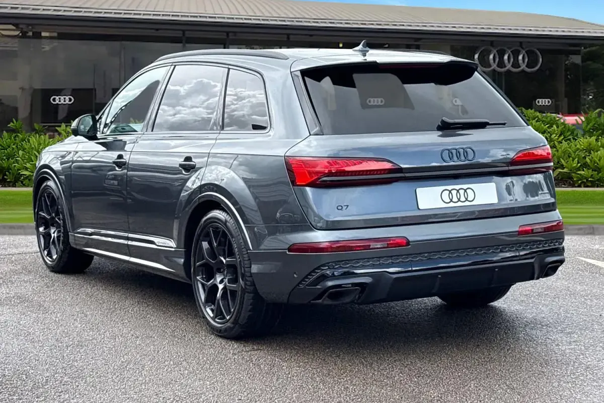 New Audi Q7 Black Edition 2026 Grey SUV