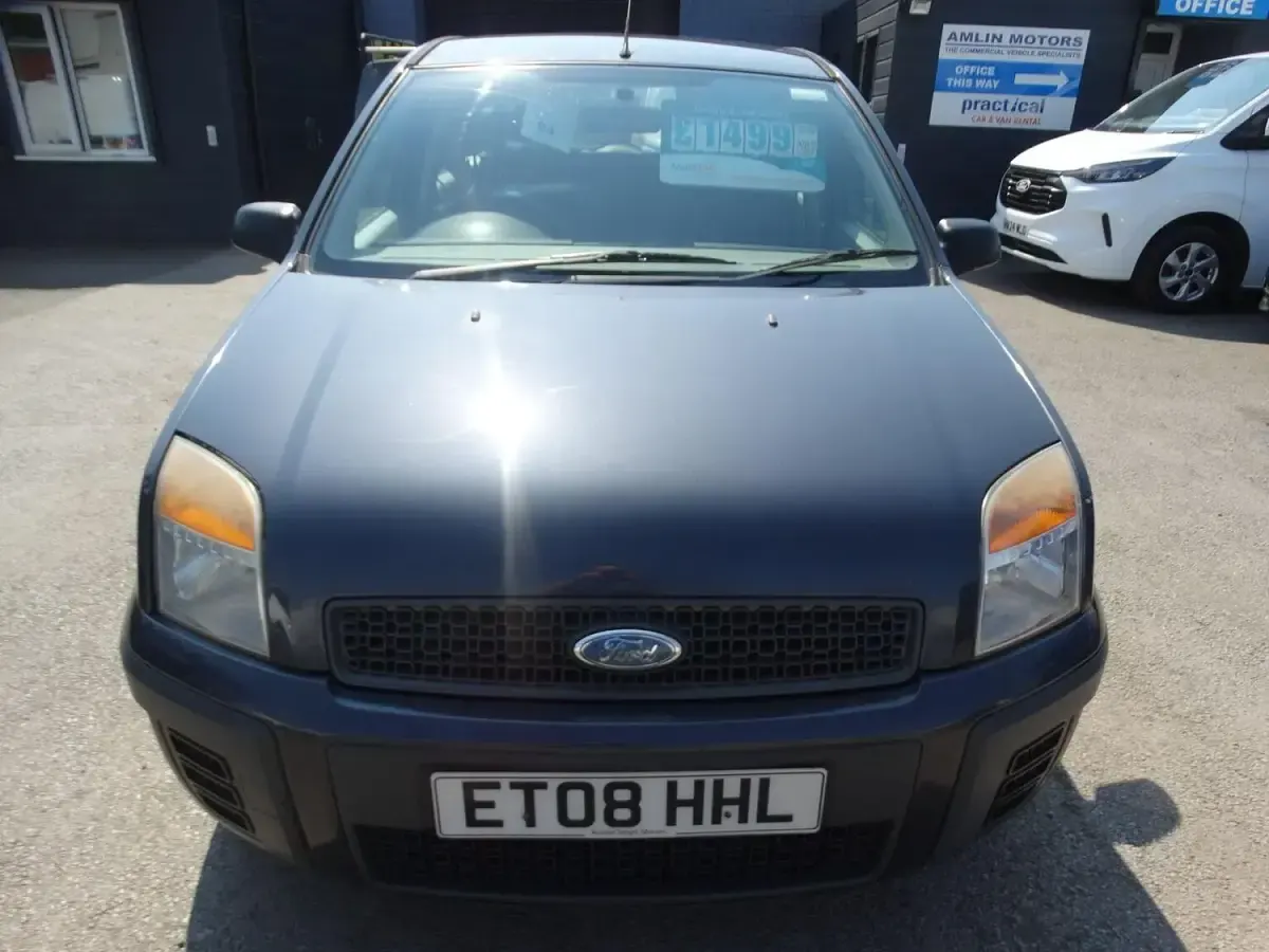 Used Ford Fusion Style 2008 Grey Hatchback