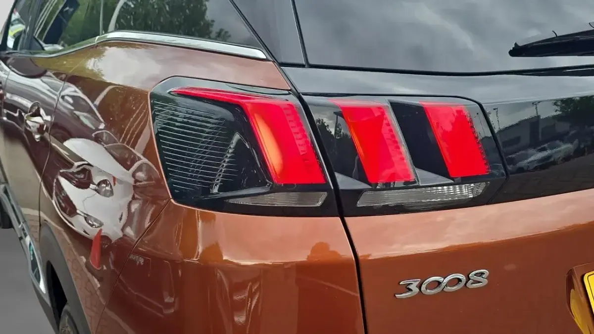 Used Peugeot 3008 Premium 129 HP (94 kW) 2019 SUV