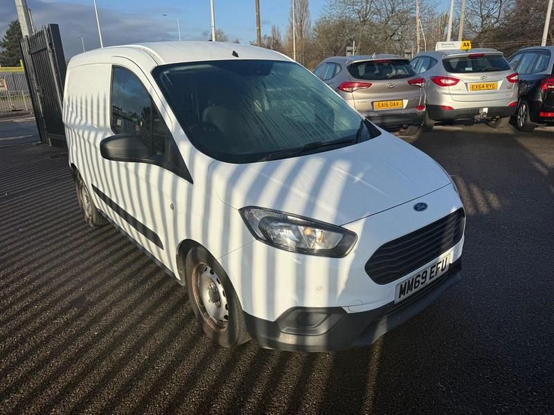 Used Ford Transit 100 HP (73 kW) 2020 White Van