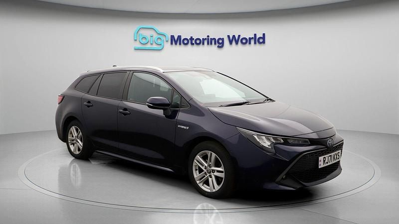 Used 2022 Toyota Corolla Estate | £15,000 (Good price) - Image 1/4