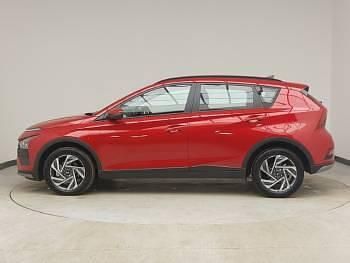Begagnad Hyundai Bayon Advanced 100 HK (73 kW) 2024 Röd SUV