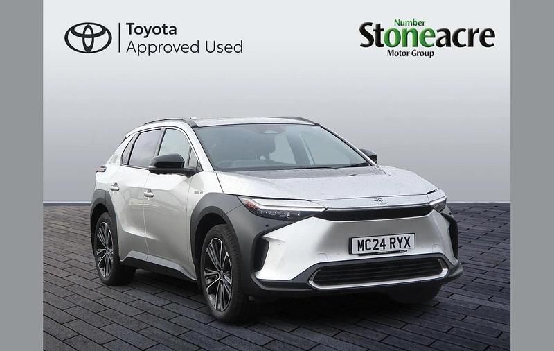 Used Toyota bZ4X 160 kW (218 HP) 2024 Silver SUV