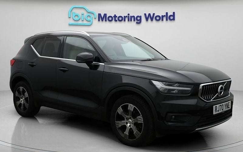 Used 2021 Volvo XC40 Inscription SUV | £22,000 (Fair price) - Image 1/4
