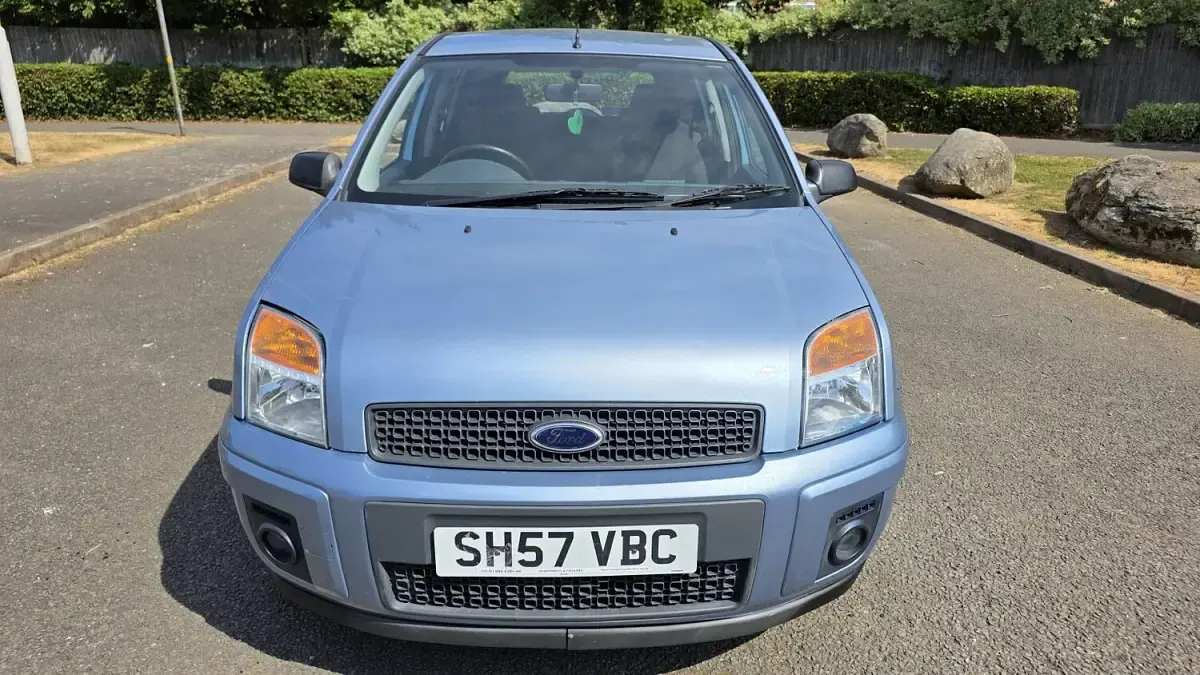Used Ford Fusion Zetec 101 HP (74 kW) 2008 Blue Hatchback