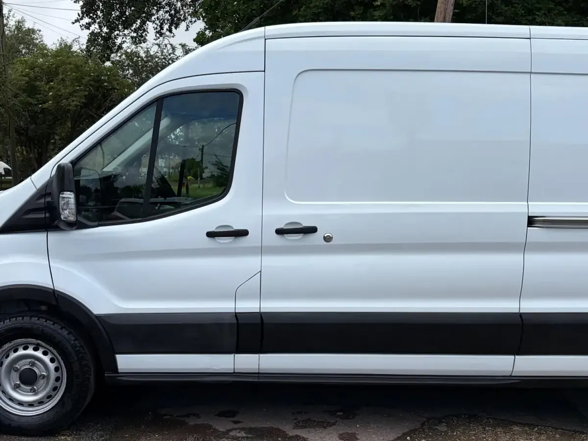 Used Ford Transit 130 HP (95 kW) 2020 White Van