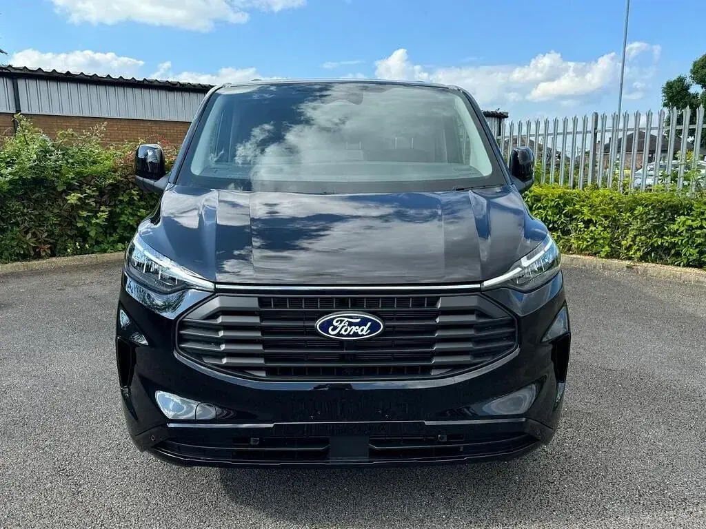 New Ford Transit Custom Limited 136 HP (100 kW) 2026 Grey Van