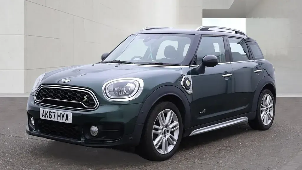 Used Mini Cooper S Chili 224 HP (164 kW) 2017 Green Hatchback