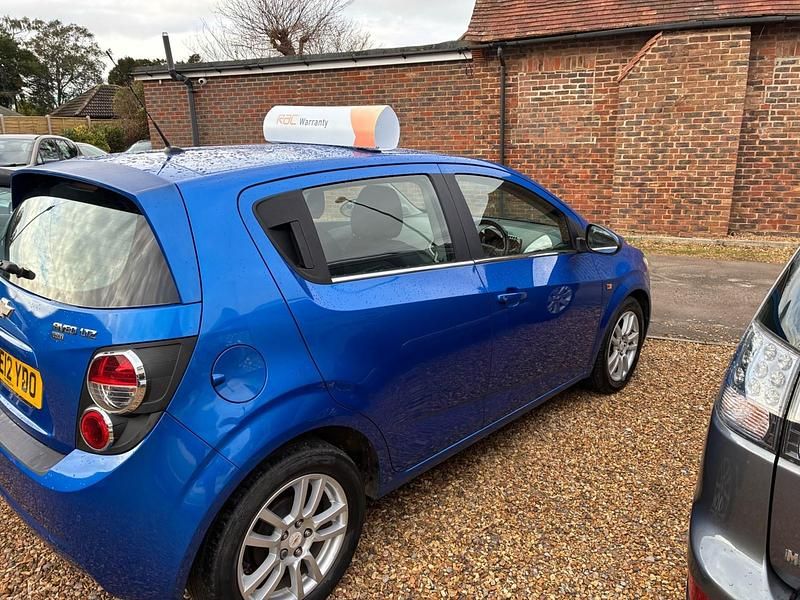 Used Chevrolet Aveo LTZ 95 HP (69 kW) 2012 Blue Hatchback