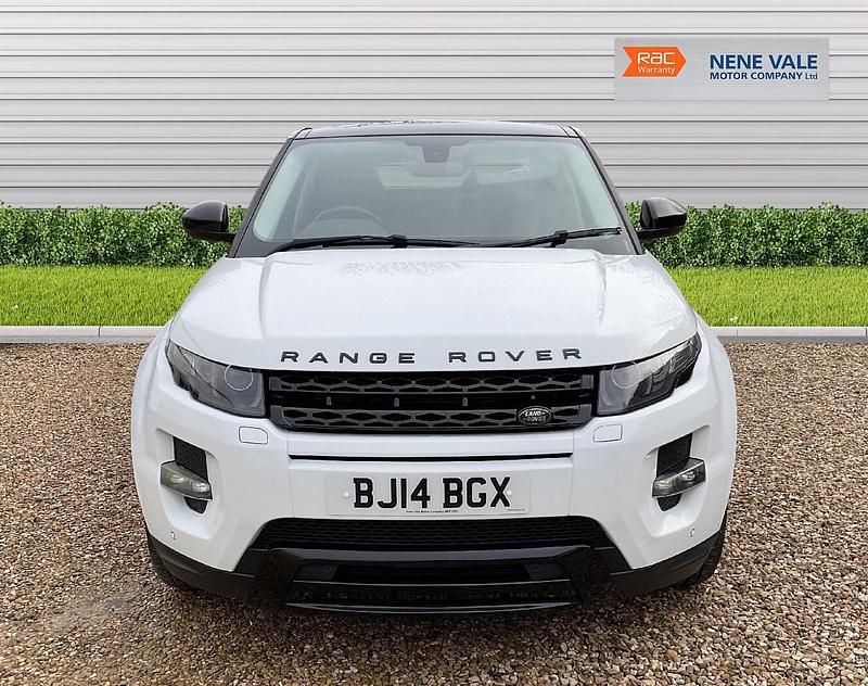 Used Land Rover Range Rover evoque Dynamic 2014 White Estate