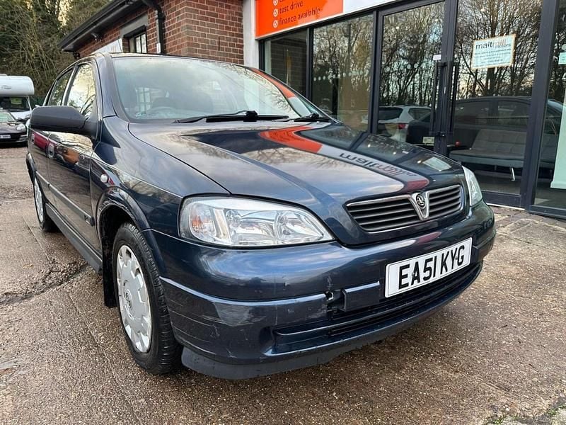 Blue Used 2001 Vauxhall Astra Club Hatchback | £750 (Good price) - Image 1/4