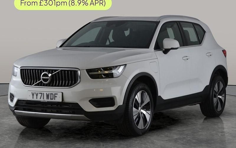 Used Volvo XC40 Inscription 211 HP (155 kW) 2021 White SUV