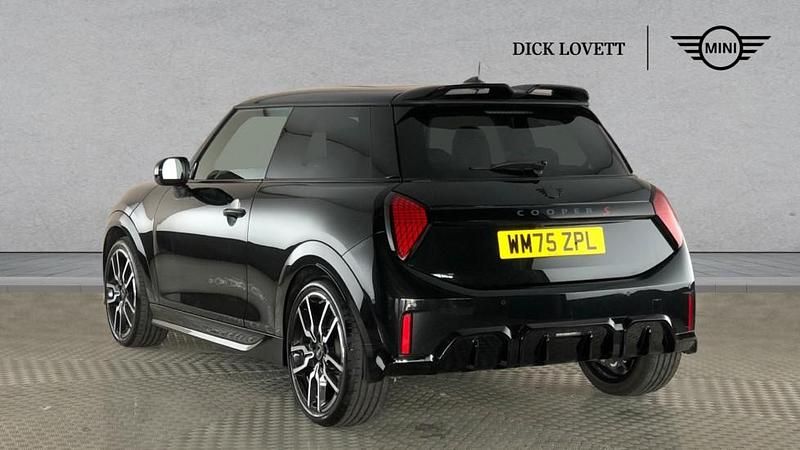 Usado Mini Cooper S Hatch 201 HP (147 kW) 2026 Preto Citadino