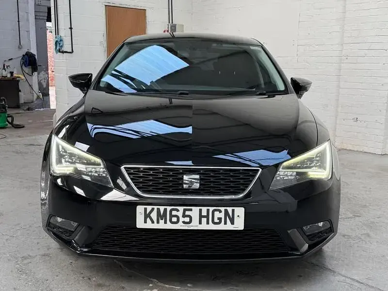 Used Seat Leon SE 125 HP (91 kW) 2015 Black Hatchback