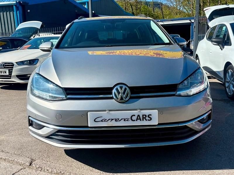 Używany VW Golf VII Match 115 KM (84 kW) 2019 Srebrny Kombi