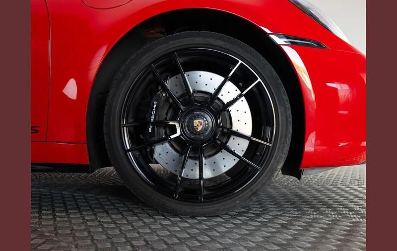 Used Porsche 911 472 HP (347 kW) 2023 Red Cabriolet