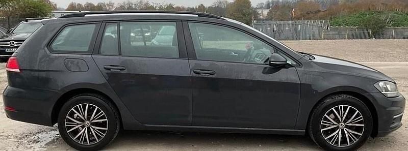 Urano grey Used 2017 VW Golf VII SE Estate | £7,975 (Fair price) - Image 1/4
