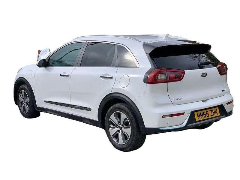 Used Kia Niro 139 HP (102 kW) 2019 White SUV