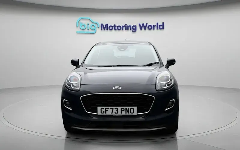 Käytetty Ford Puma Titanium 125 HP (91 kW) 2023 Sininen Katumaasturi