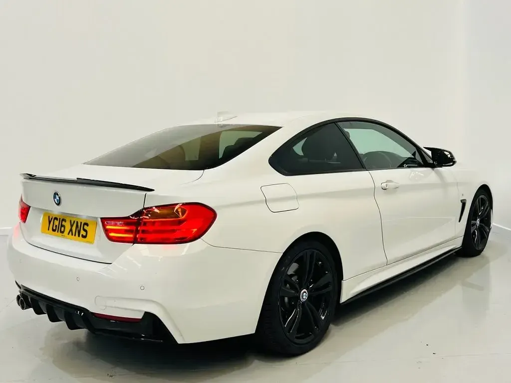 Used BMW 420 M Sport 190 HP (139 kW) 2016 White Coupe