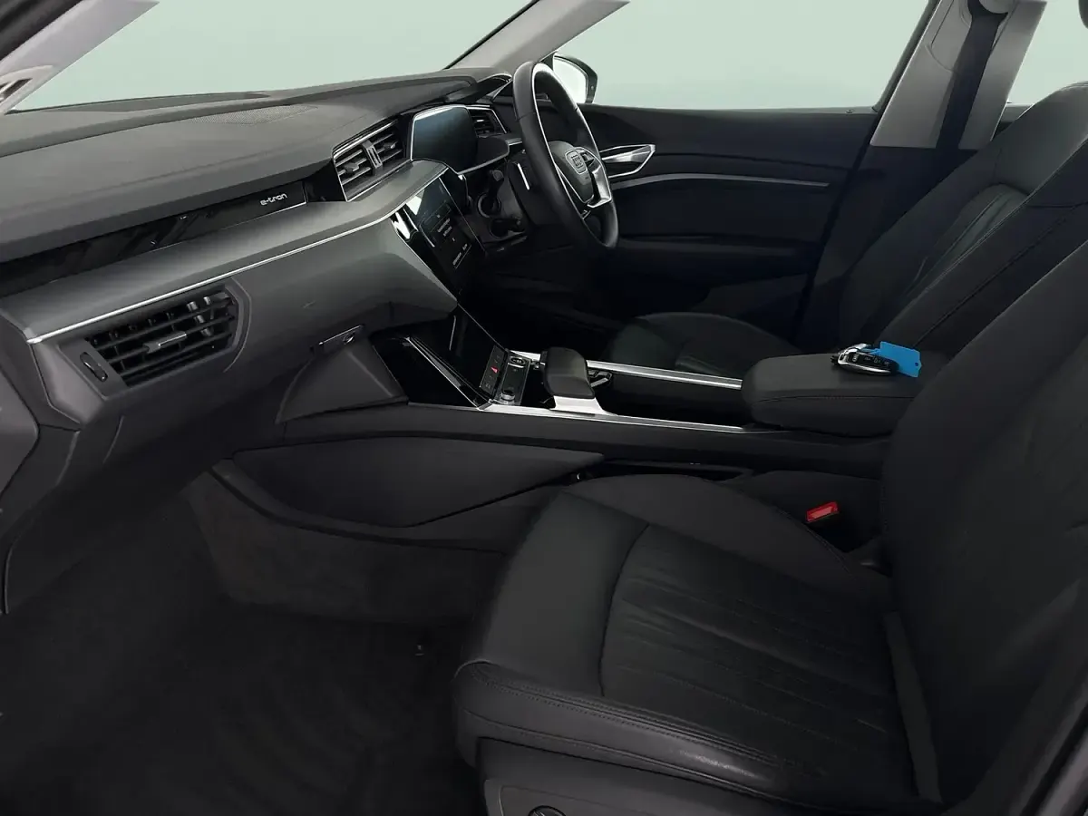 Used Audi e-tron Advanced 300 kW (408 HP) 2021 Black SUV