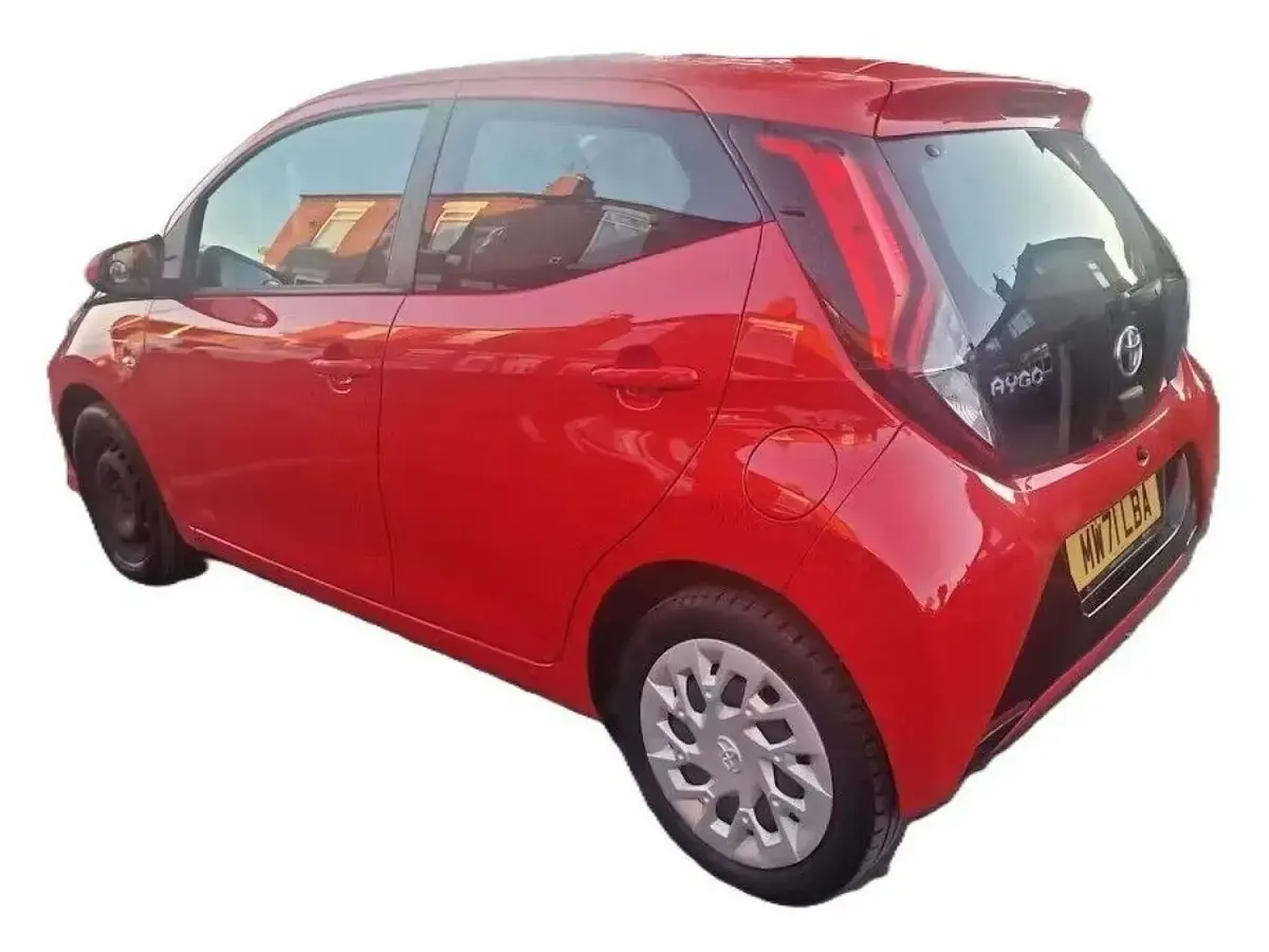 Used Toyota Aygo X-play 2021 Red Hatchback