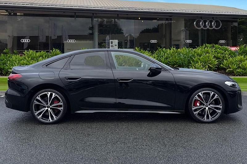 Used Audi S5 Advanced 367 HP (269 kW) 2025 Black Estate