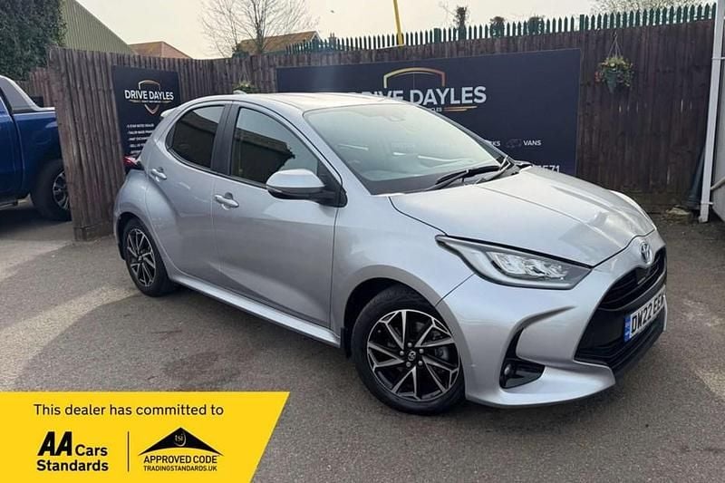Used Toyota Yaris Hybrid Design 116 HP (85 kW) 2022