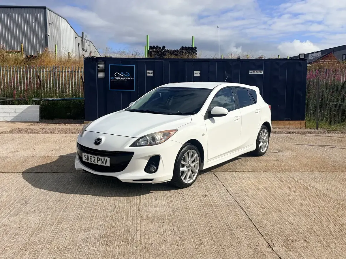 Used Mazda 3 2012 White Hatchback