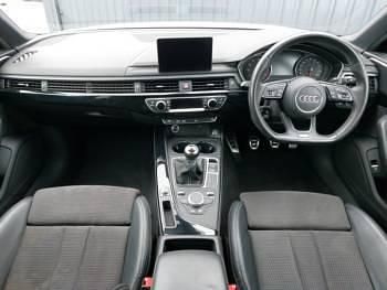 Used Audi A4 Black Edition 150 HP (110 kW) 2019 White Estate