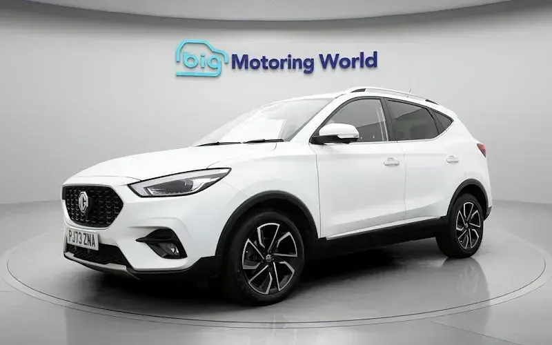 Usado MG ZS Exclusive 111 HP (81 kW) 2023 Branco SUV