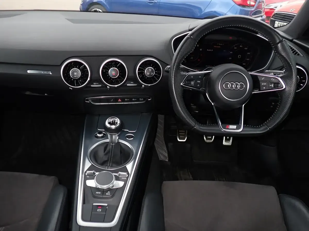 Used Audi TT S-Line 260 HP (191 kW) 2015 White Coupe