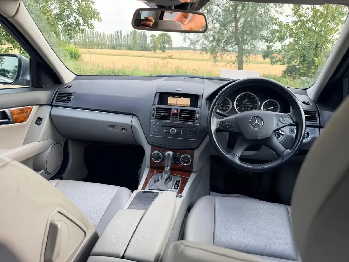 Used Mercedes C180 Elegance 2008 Silver Sedan